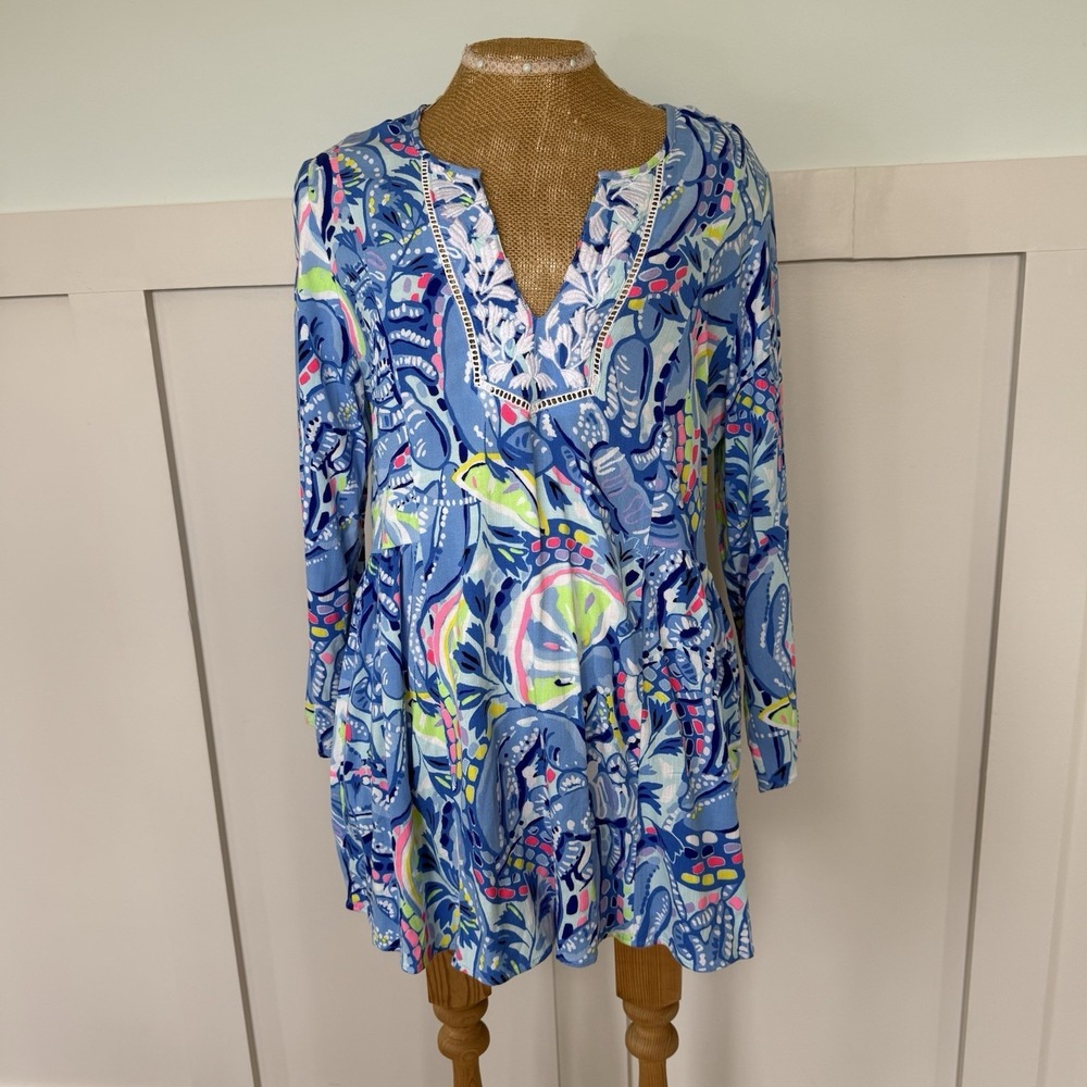 Lilly Pulitzer Lyndsea Tunic Top SMALL Blue Tropical Resort Preppy Beach Limes